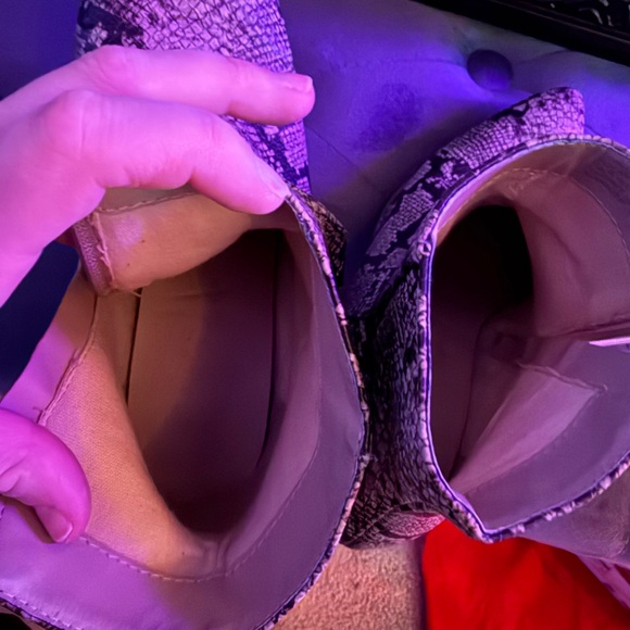 Snake-Print Booties - Picture 12 of 16